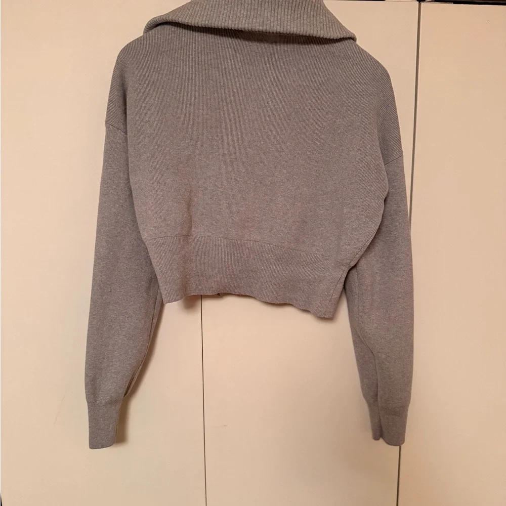 ALO Yoga Scholar Knit Cropped Full Zip Jacket Small Heather Grey - Picture 5 of 7